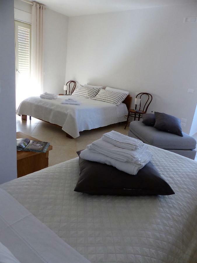 Bed and Breakfast Delle Forche Конверсано Екстер'єр фото