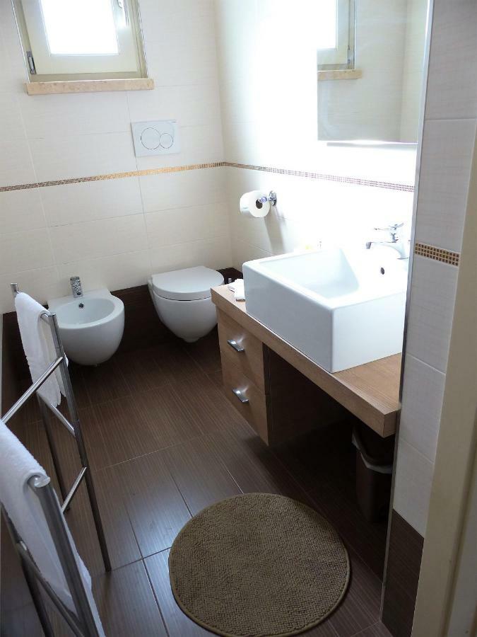 Bed and Breakfast Delle Forche Конверсано Екстер'єр фото